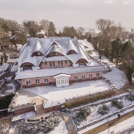 Hotel Romantik Namenlos 4*