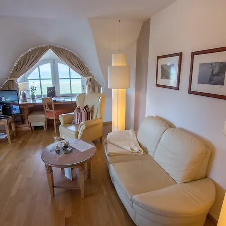 Hotel Romantik Namenlos Ahrenshoop