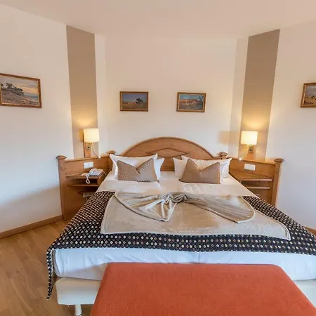 Hotel Romantik Namenlos Ahrenshoop