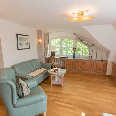 Romantik Namenlos 4*